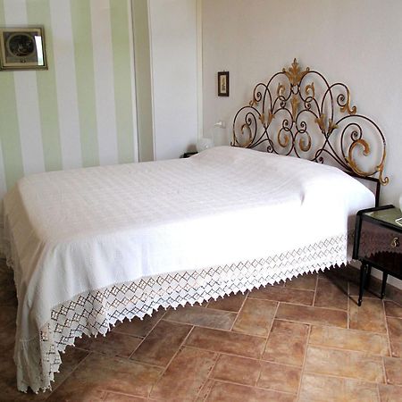 Cascina Pelizza Apartment กาซาเล มอนแฟร์ราโต ภายนอก รูปภาพ