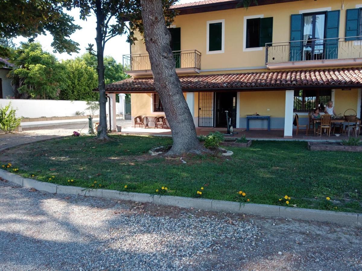 Cascina Pelizza Apartment กาซาเล มอนแฟร์ราโต ภายนอก รูปภาพ