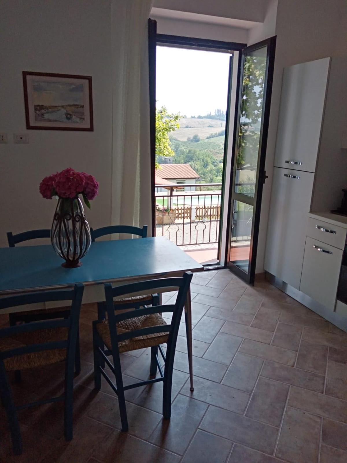 Cascina Pelizza Apartment กาซาเล มอนแฟร์ราโต ภายนอก รูปภาพ